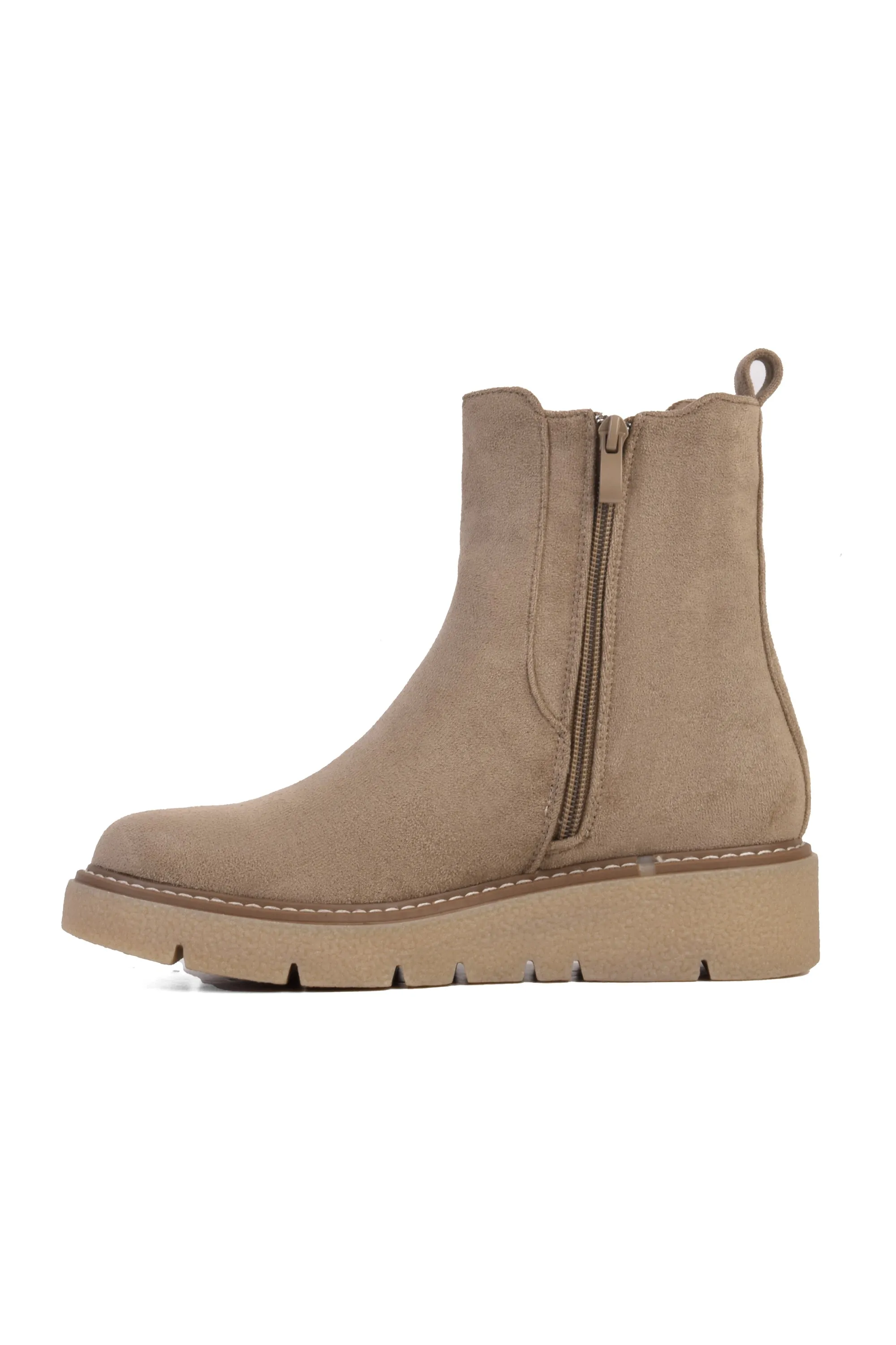 01-5009 Flat Ankle Boot