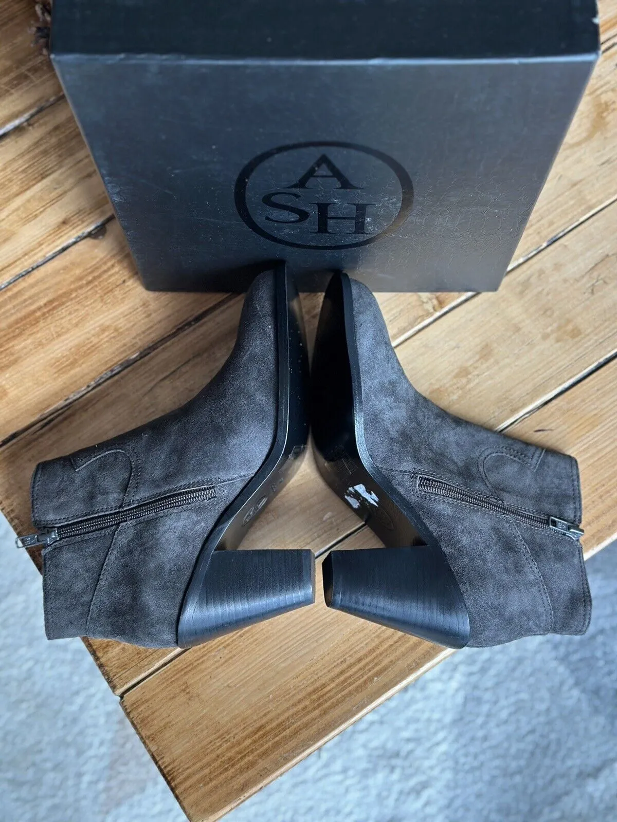 Ash grey suede ankle boots size UK6/US8