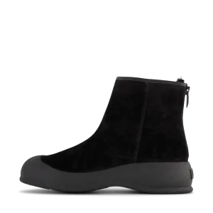 Carsey Black