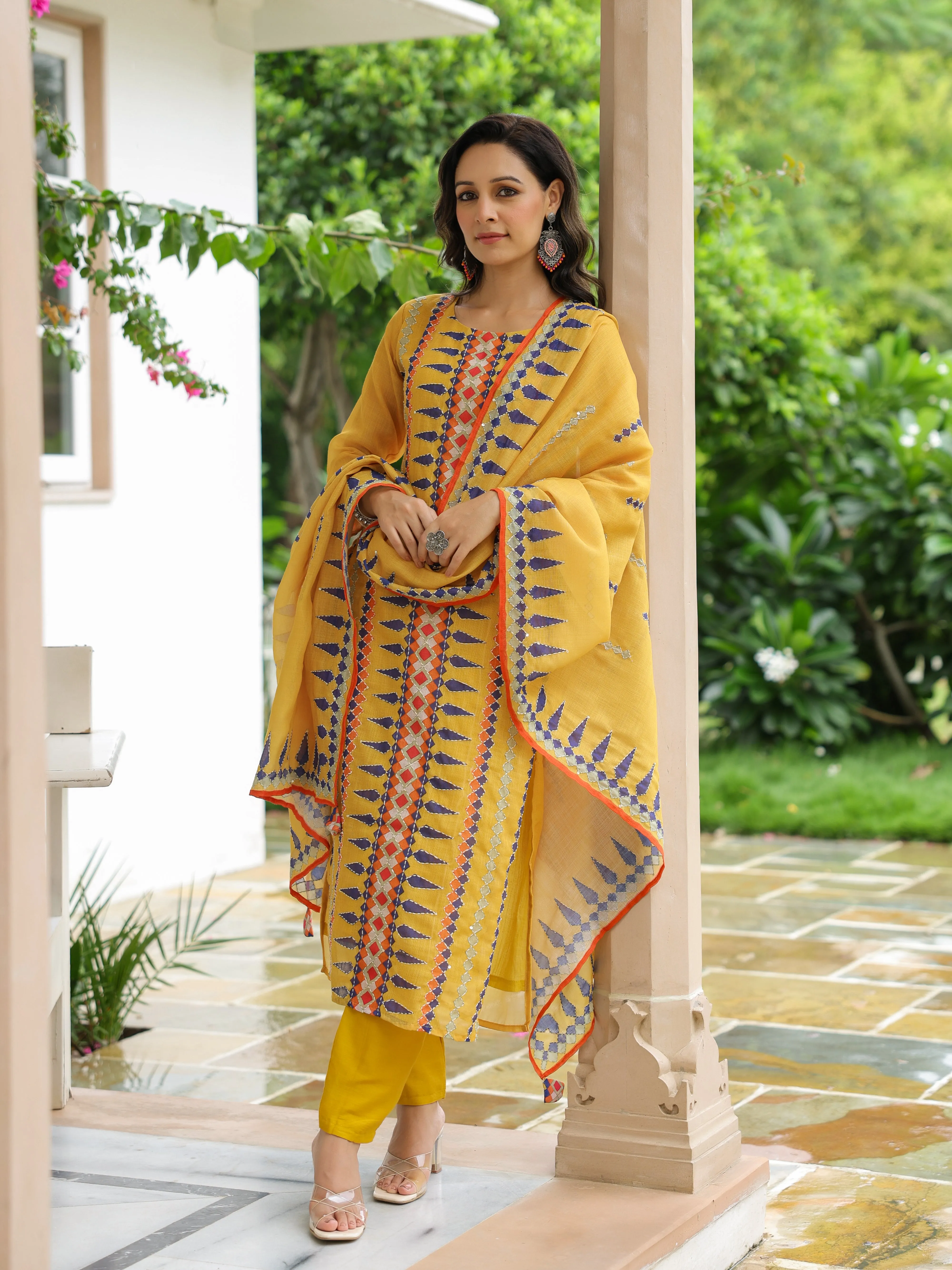 Geometric Printed Straight Fit Kurta with Pant & Dupatta - Yellow