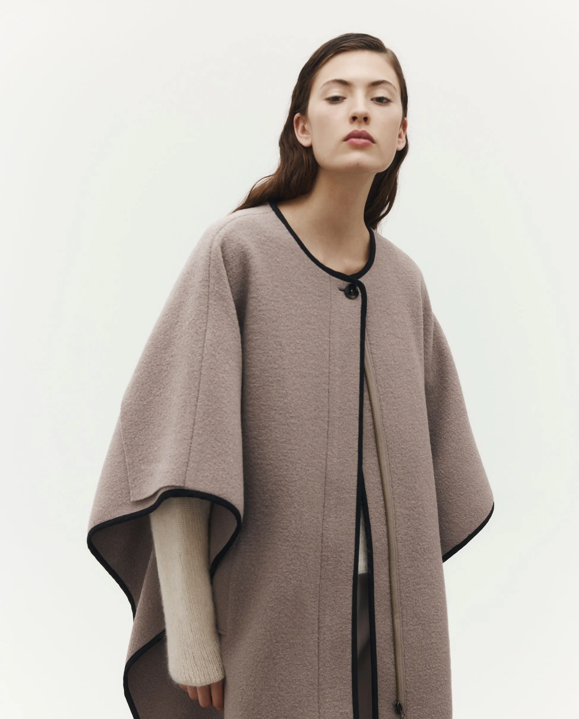 URSULA | Cape