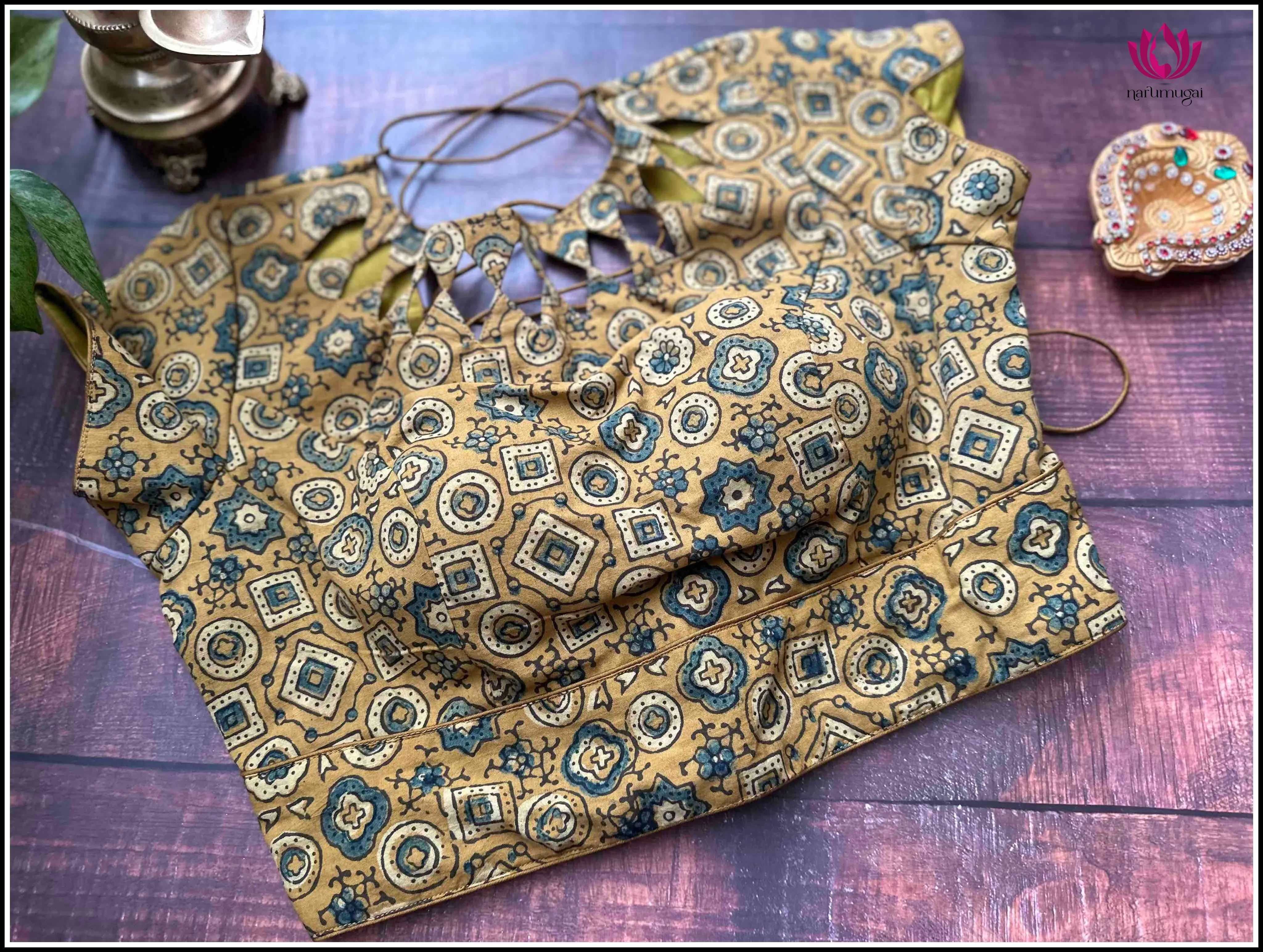 Yellowish Green Kalamkari Printed Cotton Blouse, Backless, Side Zip - Size 38